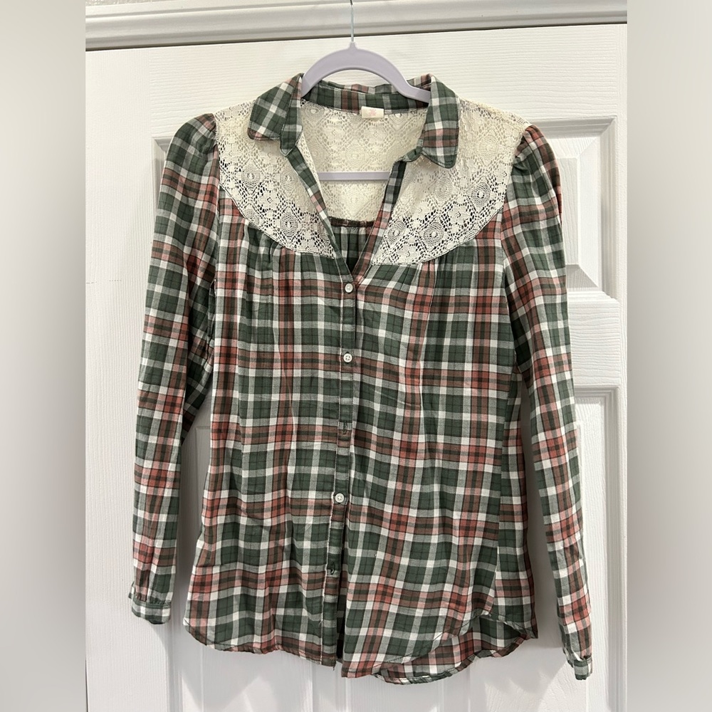 Wild pearl western flannel and lace button up